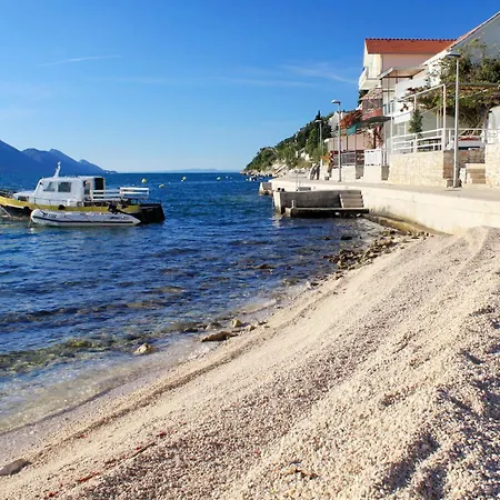 With Parking Space Komarna, Neretva Delta - Usce Neretve - 25553 コマルナ